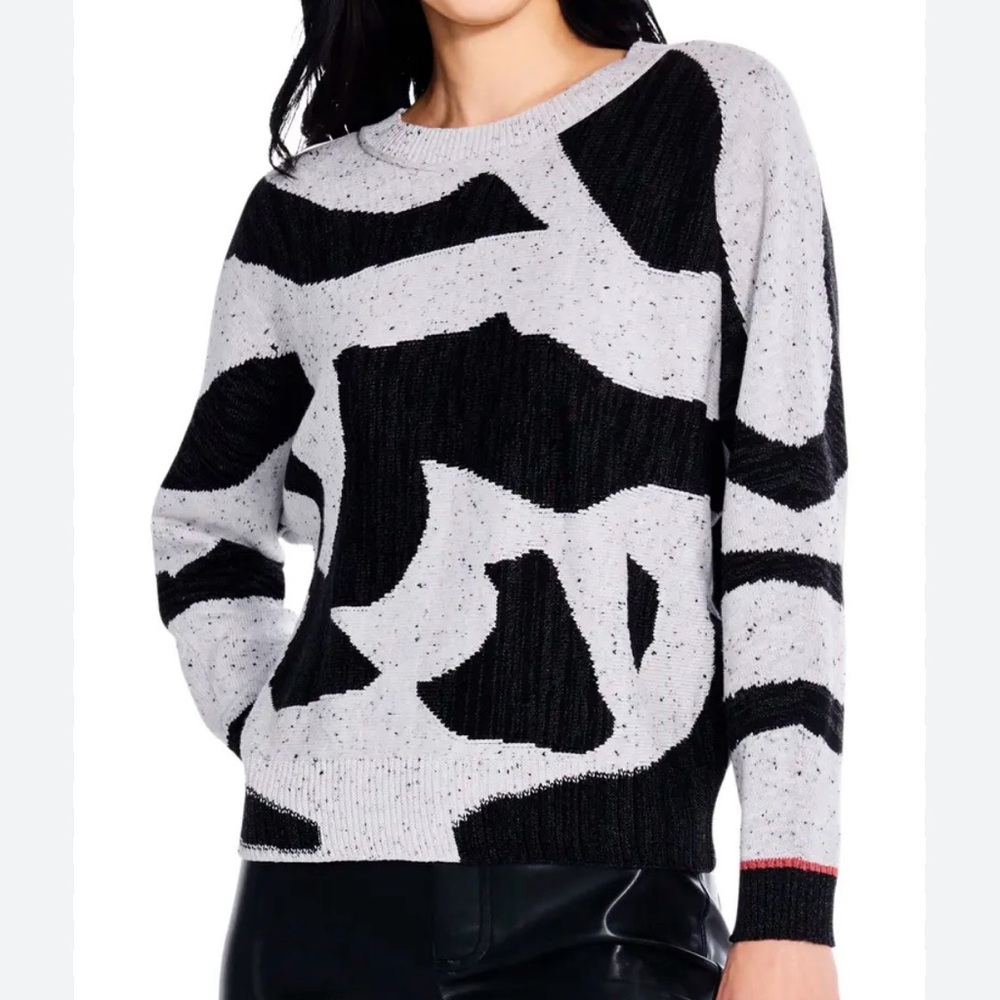 NIC+ZOE Black and White Petite Dusk Days Sweater Abstract Crewneck Sweater